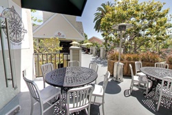 Pet friendly restaurant in Carlsbad, California, dogs allowed restaurant in carlsbad The Compass