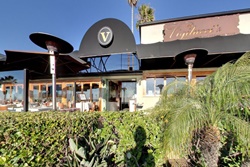 Pet friendly restaurant in Carlsbad, California, dogs allowed restaurant in carlsbad Vigilucci's Seafood & Steakhouse